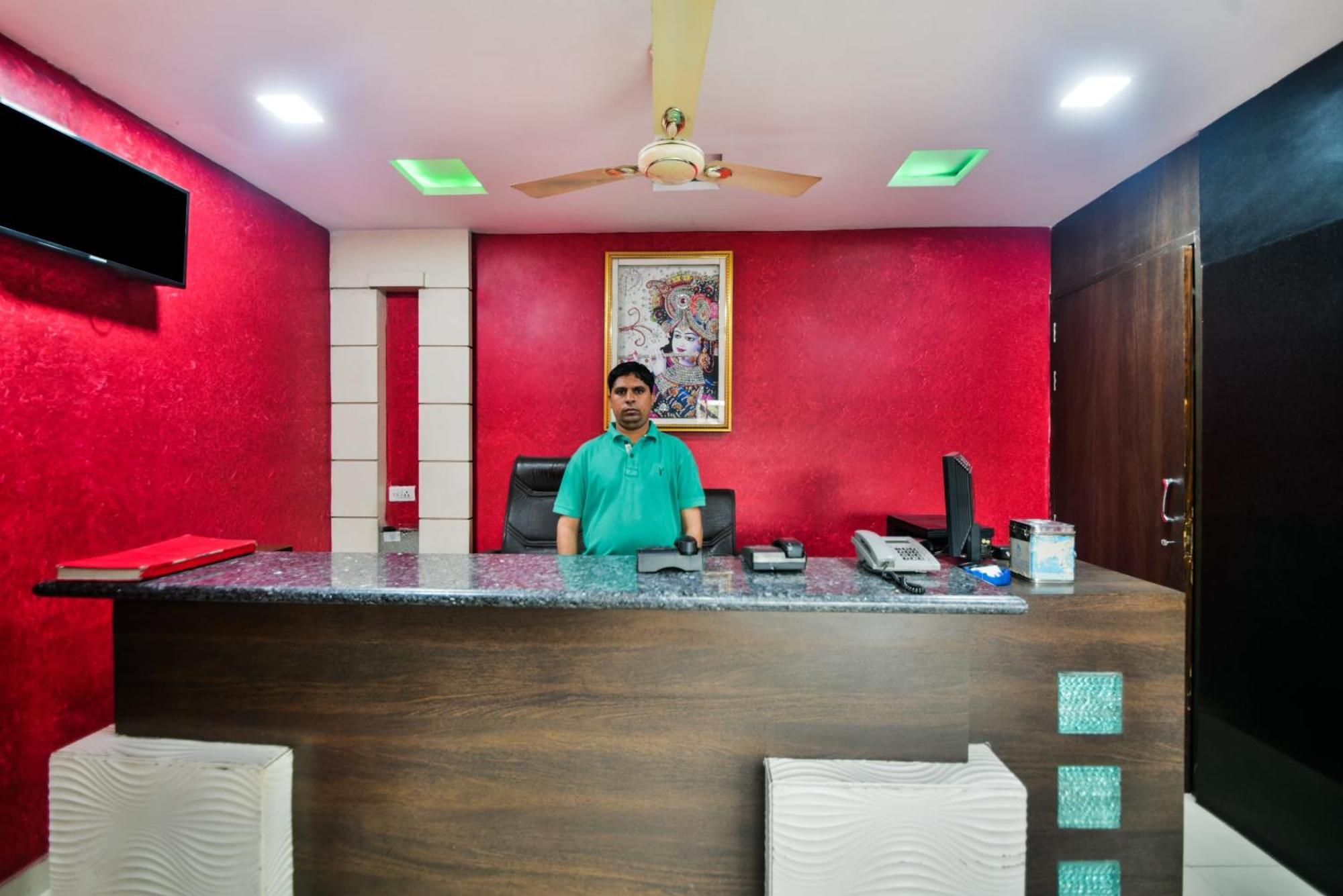 Oyo Hotel Ajanta Hamirgarh 外观 照片