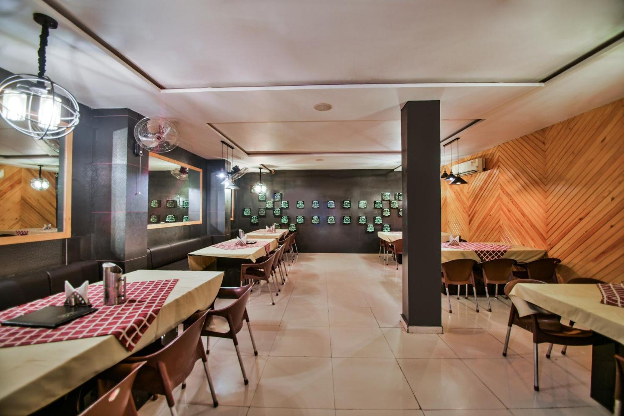 Oyo Hotel Ajanta Hamirgarh 外观 照片