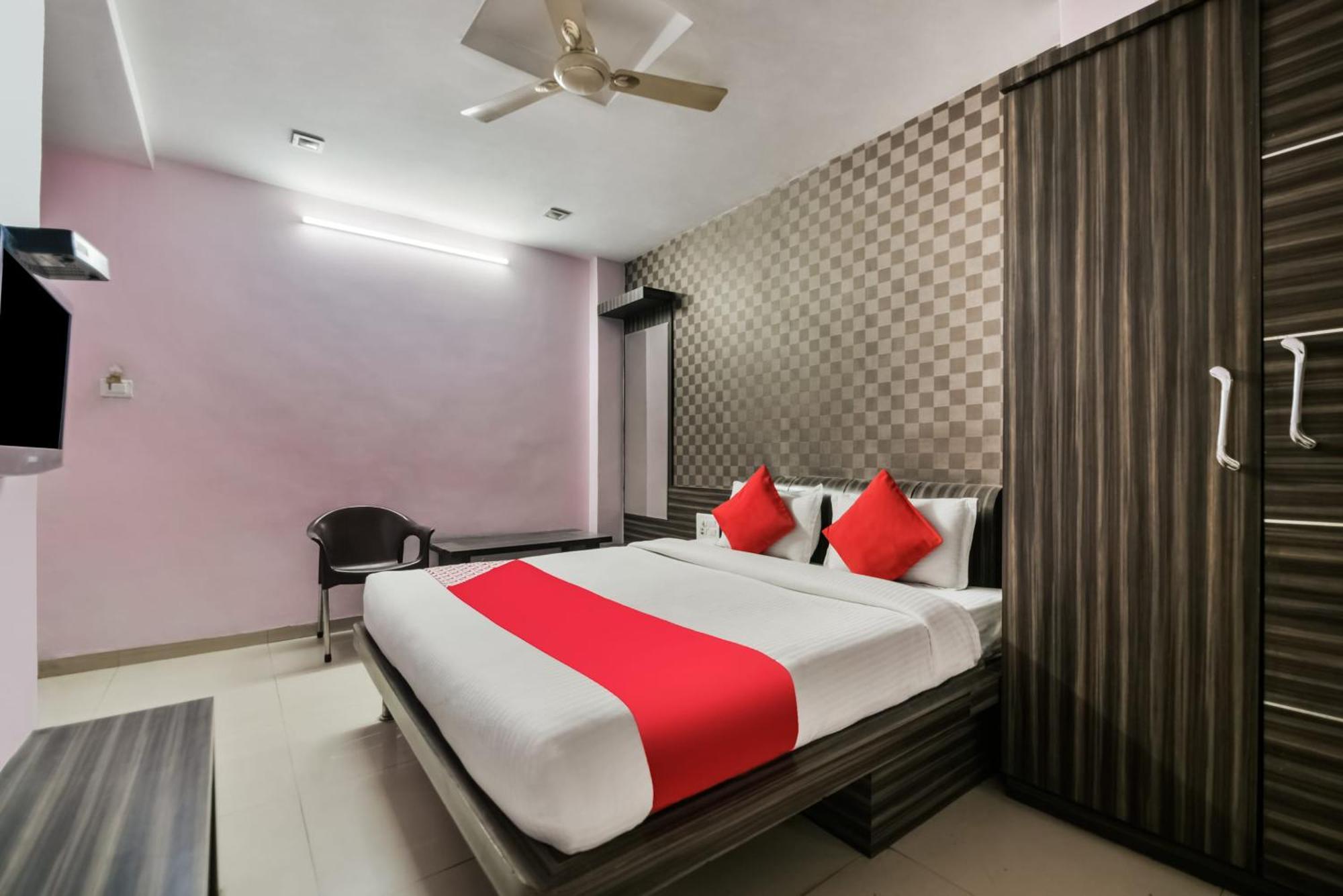 Oyo Hotel Ajanta Hamirgarh 外观 照片